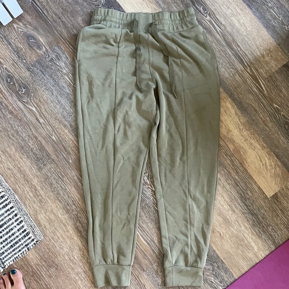 JoyLab olive joggers